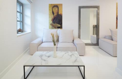 Arachova Apartment | Clock Tower Aparthotel