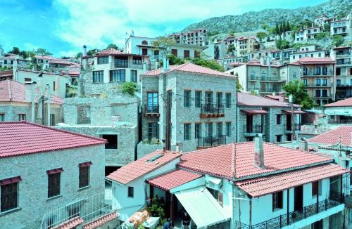 Arachova Apartment | Clock Tower Aparthotel
