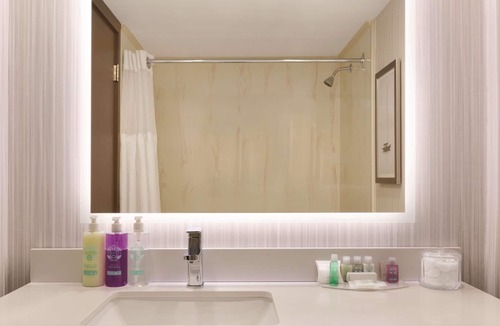 Campbell River Hotel | Coast Discovery Inn