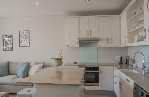 Fresnaye Apartment | Coastal City Vibes: Stylish 2-Bedroom