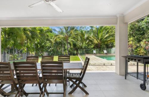 Smithfield Villa | 'Coco Tierra' Expansive Cairns Oasis with Pool