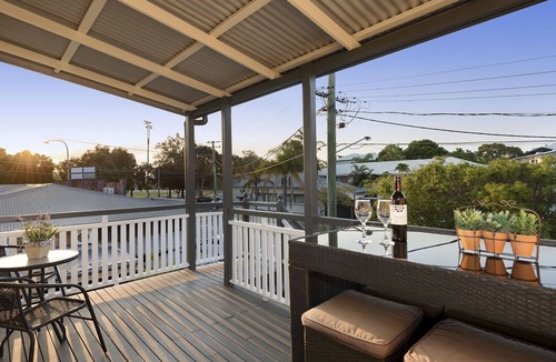 Morningside House | Comfort On The Park Hawthorne Bulimba