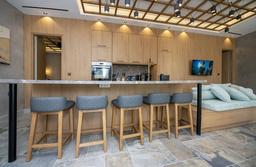 Apollonia Villa | Condo with private pool - 5 minutes from the beach