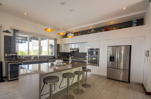 Tarcoles Condo | Contemporary Ocean View Estate with Infinity Pool!