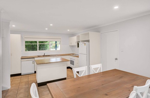 Rainbow Beach House | COOLAMAINE 1 - Rainbow Beach. Easy walk to beach and shops.