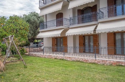 Agia Kiriaki Apartment | Coral Apartments