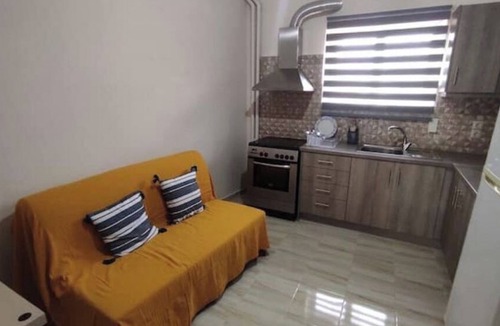 Amarinthos House | Cosy Apartment in relaxed neighbourhood