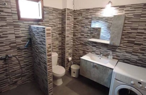 Amarinthos House | Cosy Apartment in relaxed neighbourhood