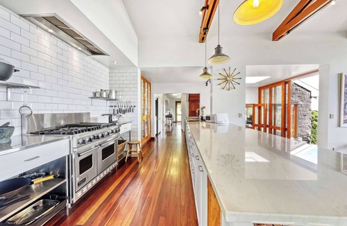 Booroobin House | Cosy Countryside Escape- Sunshine Coast Hinterland