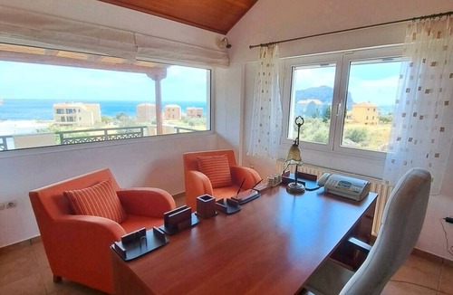 Monemvasia Villa | Cosy villa, close to the castle of Monemvasia. Ideal for family and friends.