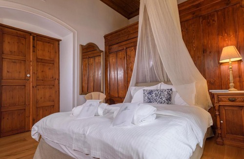 idhra Hotel | Cotommatae Hydra 1810