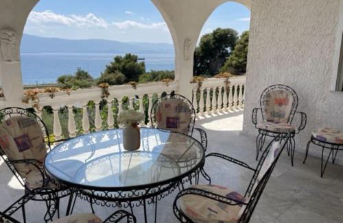 Katakali House | Country house by the Sea 200m & Sea View with garden