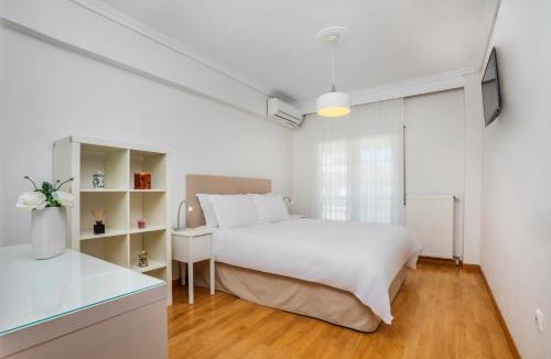 Kalamaria Apartment | Cozy Penthouse