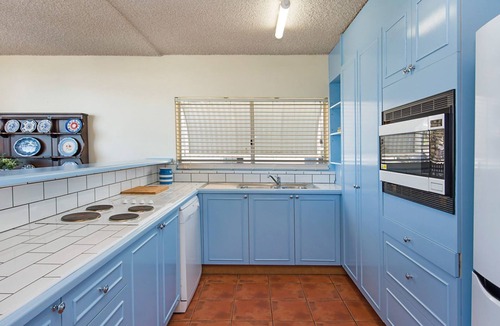 Kings Beach Apartment | Culverston Unit 1 Kings Beach QLD