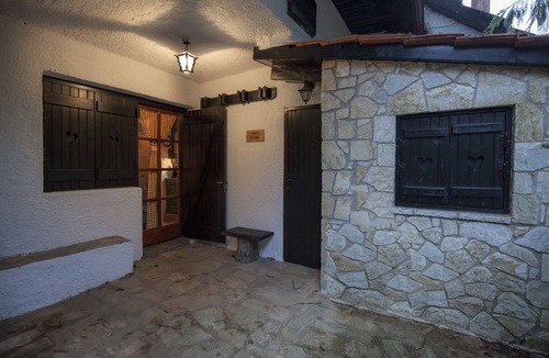 Eptalofos Ski Chalet | Dandy Villas Agoriani - Chalet Ivoni - Fireplace - Up to 4 people