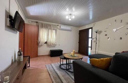 Neos Panteleimonas Apartment | Daras House