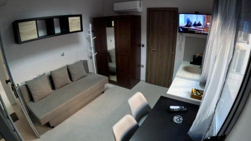 Chios Town Apartment | DATA Maisonettes and more