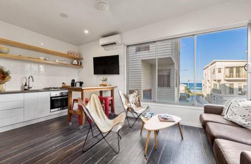 Currumbin Apartment | Daybreak Loft