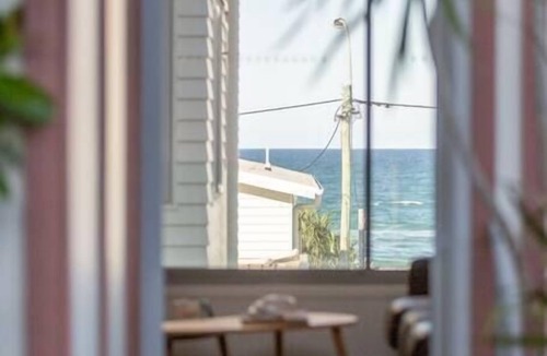 Currumbin Apartment | Daybreak Loft Summary