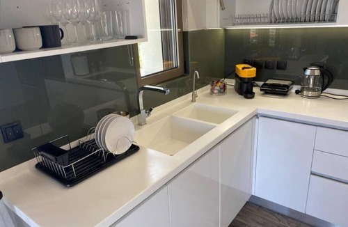 Khalandrion Apartment | Dazzling and stylish 2BR Apartment
