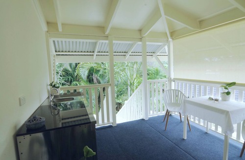 Rainbow Beach Apartment | Debbie's Place
