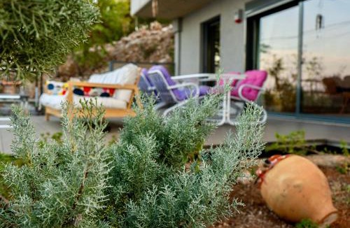 Katakali House | Deck House