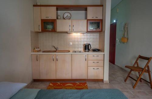 Delfoi Apartment | Delphian Colors - Orange Edition