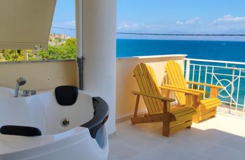 Egira Apartment | Derveni Seaside Apartments - Deluxe Sea View Penthouse Jacuzzi-BBQ & Groundfloor Garden View Apartment