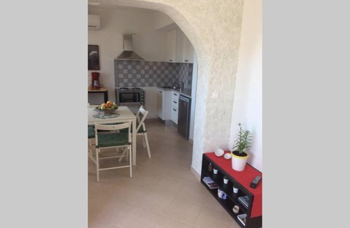 Syros House | Despina's House: Modern apt in tranquil location