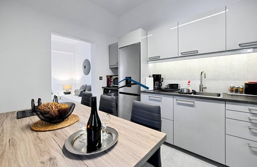 Korissia House | Diamond, a modern and stylish house near the shops & restaurants in Korissia,Kea