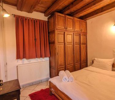 Distomo-Arachova-Antikyra Ski Chalet | Diminio 4 Whole House Chalet