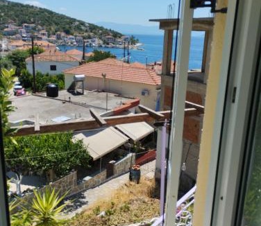 Trikeri Apartment | Dimitris house
