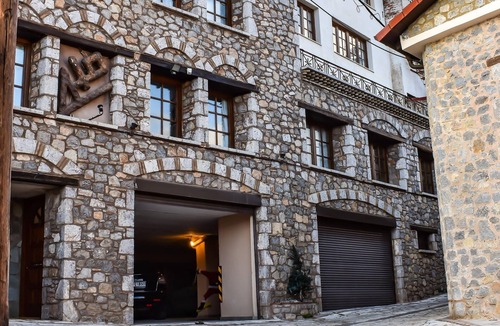Arachova Apartment | Dio Cosy Apartment in Arachova