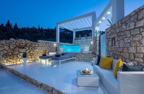 Askos Villa | Dion Villa with Pool in Zakynthos Greece