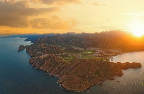 Loreto Apartment | Discover Oceanfront Luxury & Spectacular Views in Loreto