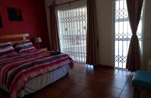 Margate Beach Apartment | Dolphin View Margate