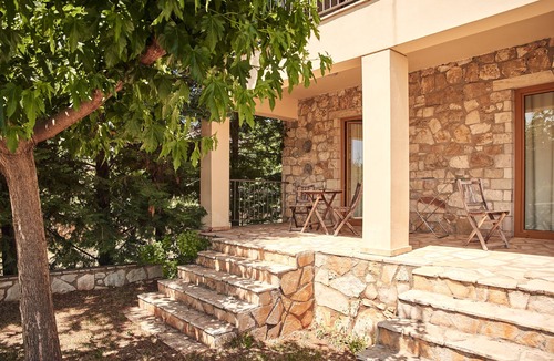 Kato Diminio House | Double Room - Hostel Elisson