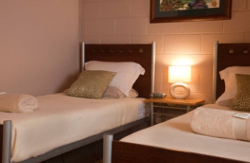 Port Douglas Hostel | Dougies Backpackers