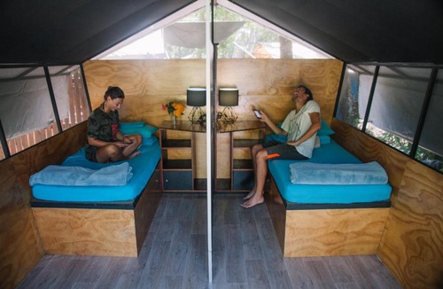 Port Douglas Hostel | Dougies Backpackers Resort