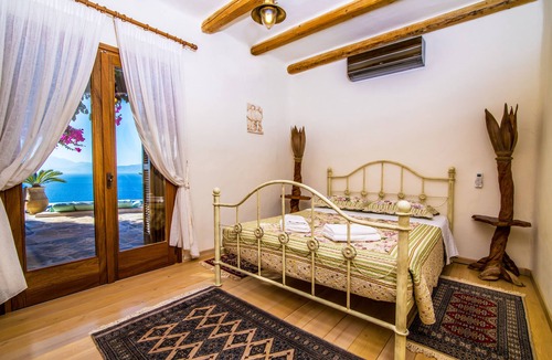 Pefki Villa | East Crete Villa Mirabello | Breathtaking views to Murabello Gulf