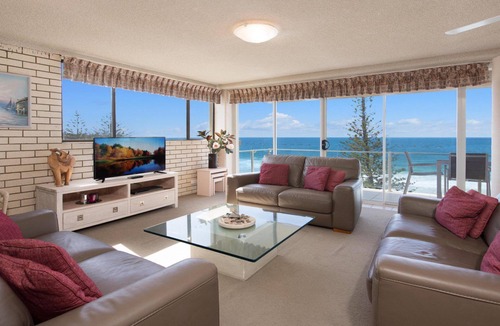 Caloundra Apartment | Edgecliffe Unit 10 Kings Beach QLD