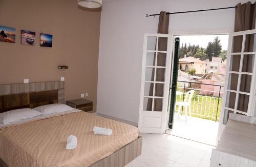 Kavos Hotel | Eftihia Studios