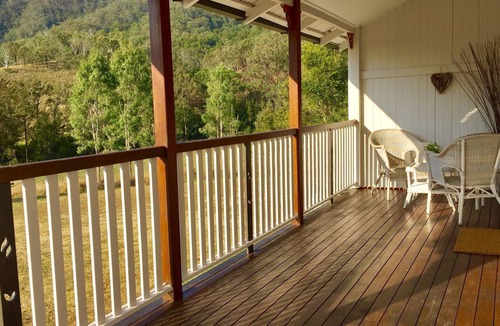 Darlington Cottage | Eighteen Mile Cottage - river access with breathtaking views!