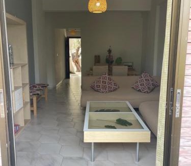 Sourpi House | ELAIA by the sea guesthouse