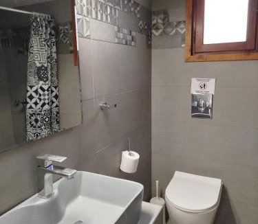 Skiros Apartment | Eleana Studios