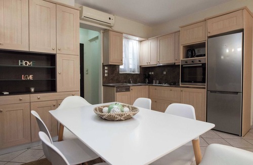 Petralona Apartment | Elegant Spacious 2Bd Apt with Balcony in Petralona