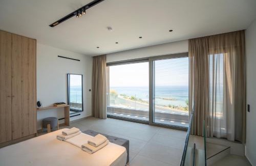 Aegina Town Apartment | Elements Collection