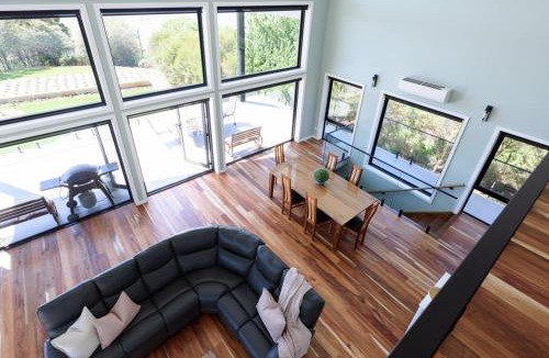 Legana House | Elevated Modern Escape with Tennis Court Access