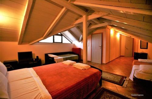 Livadia House | Elikonio
