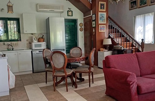 Nea Styra House | Entire cottage near the beach in Nimporio, Euboea